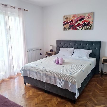Studio Apartman Antonia Ртина Экстерьер фото