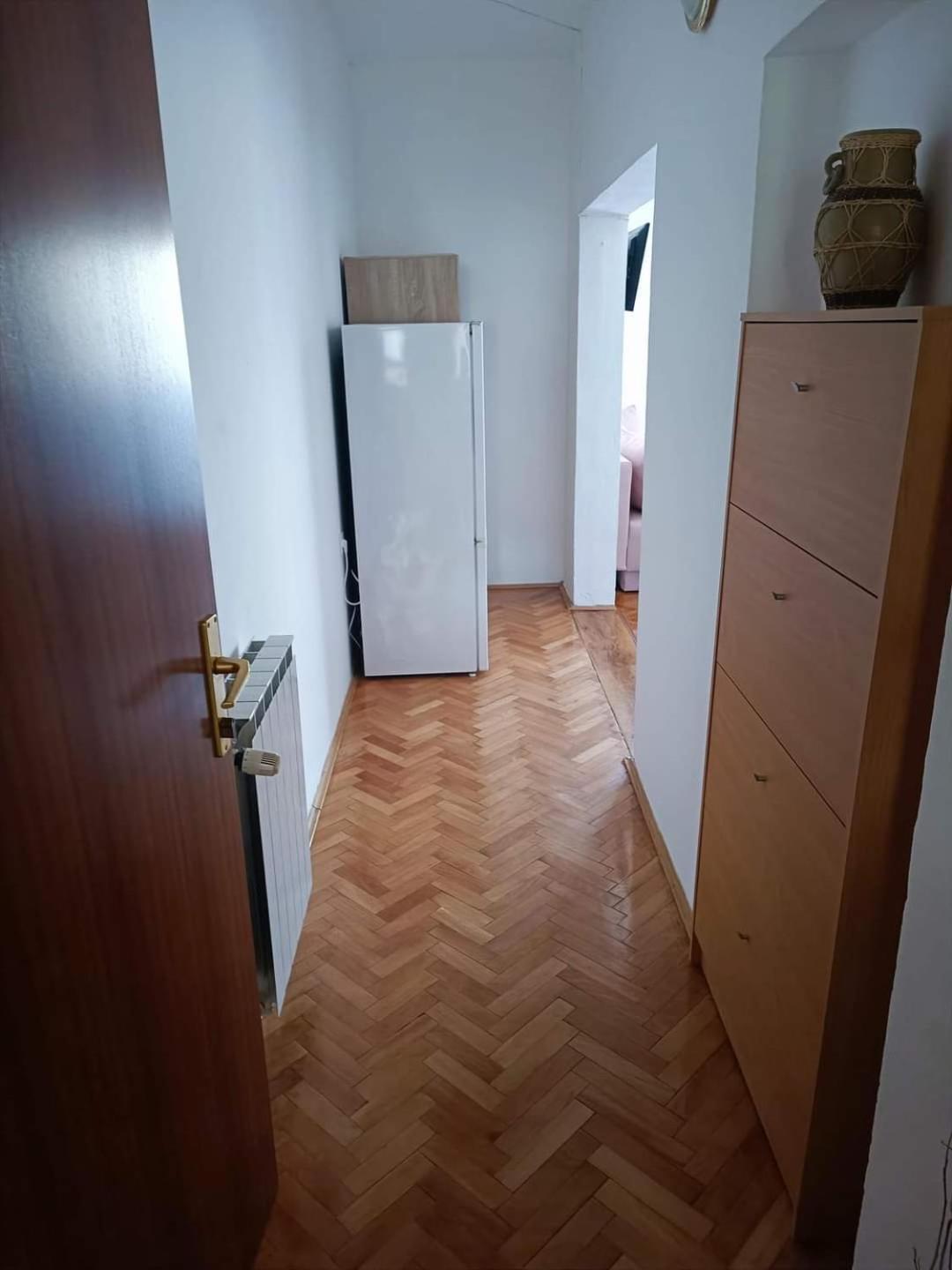 Studio Apartman Antonia Ртина Экстерьер фото