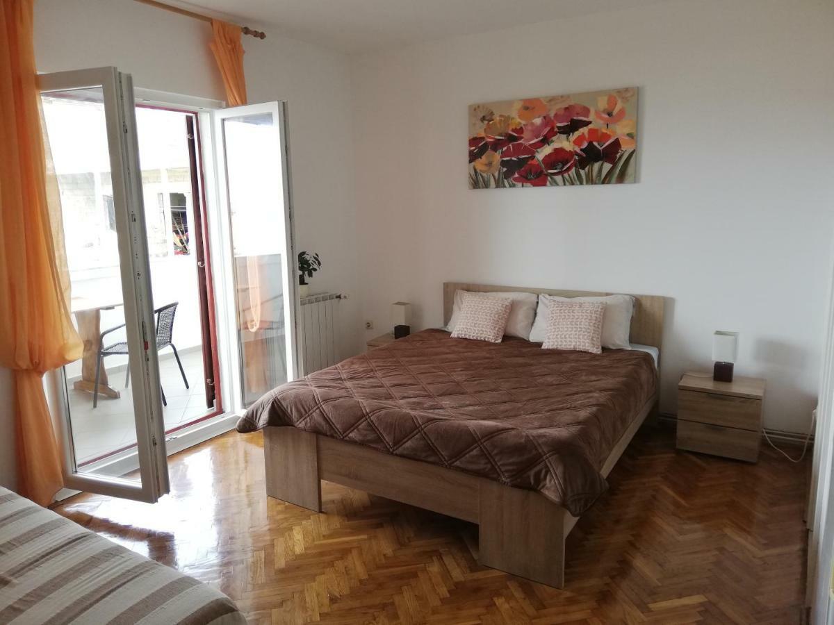 Studio Apartman Antonia Ртина Экстерьер фото