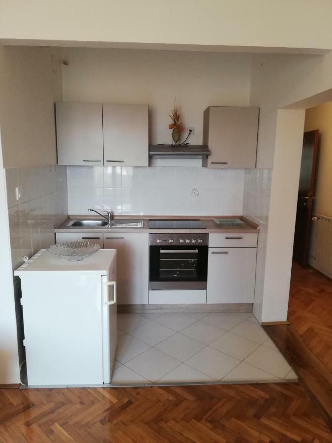 Studio Apartman Antonia Ртина Экстерьер фото